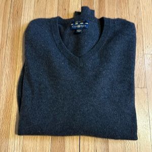 Men’s sweater